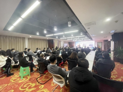 天朝上品酒業(yè)舉辦衛(wèi)生健康預警教育講座